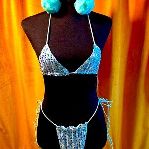 New with Tags Beautiful 2 piece Bikini set